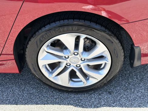 Used 2019 Honda Accord LX image 19
