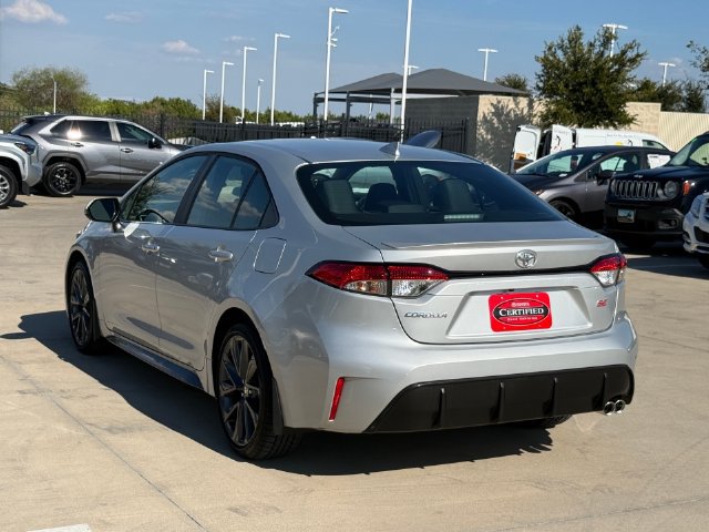 Used 2026 Toyota Corolla SE FWD image 5