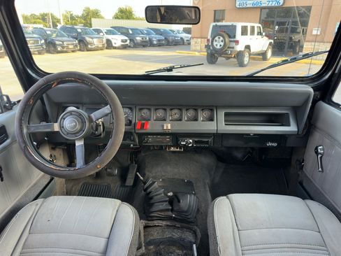 Used 1989 Jeep Wrangler Laredo image 19