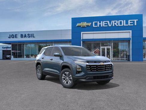 New 2026 Chevrolet Equinox LT w/ Safety and Technology Package AWD/4WD image 1