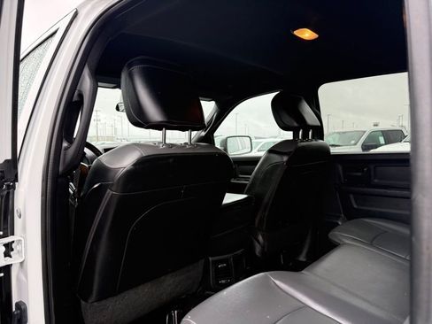 Used 2022 RAM 2500 Tradesman w/ Chrome Appearance Group image 15