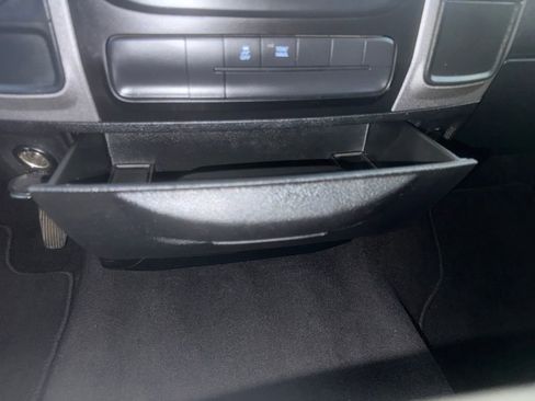 Used 2017 RAM 1500 Express image 28