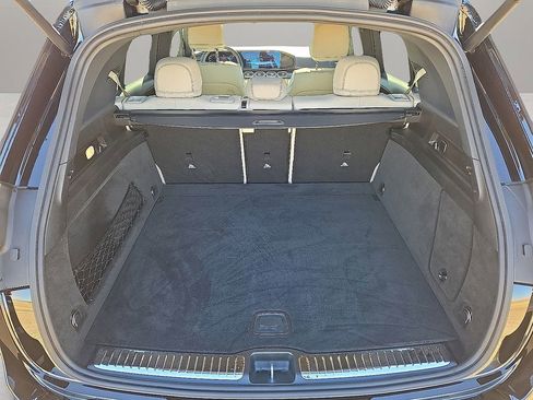 Used 2025 Mercedes-Benz GLE 450 4MATIC w/ Warmth & Comfort Package image 15