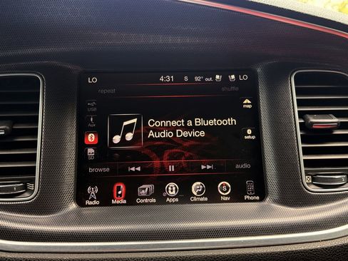 Used 2016 Dodge Charger R/T Scat Pack w/ Beats Audio Group RWD image 15