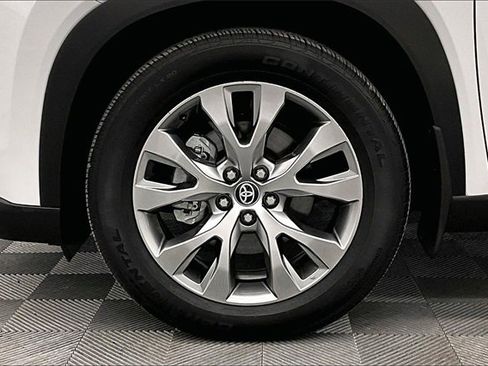 Used 2025 Toyota Grand Highlander AWD Hybrid image 9