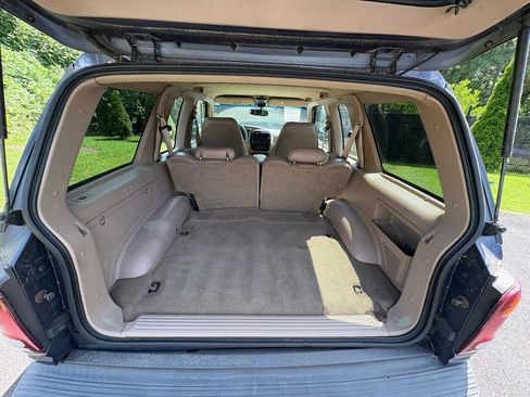 Used 2000 Ford Explorer Sport RWD image 11