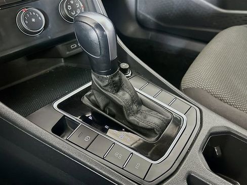 Used 2020 Volkswagen Jetta S w/ Driver Assistance Package image 24