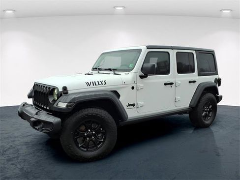 Used 2023 Jeep Wrangler Willys image 2