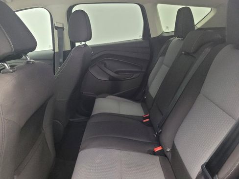 Used 2017 Ford Escape SE FWD image 18