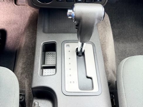 Used 2016 Nissan Frontier SV w/ SV Value Truck Package RWD image 30