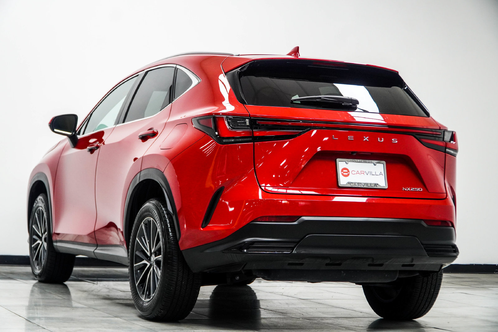 Used 2024 Lexus NX 250 FWD w/ Towing Package (2000 Lbs) image 9