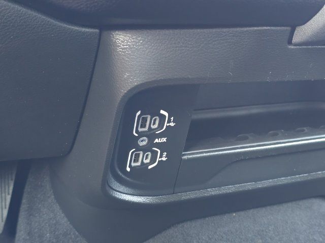 Used 2024 RAM 2500 Big Horn AWD/4WD image 24