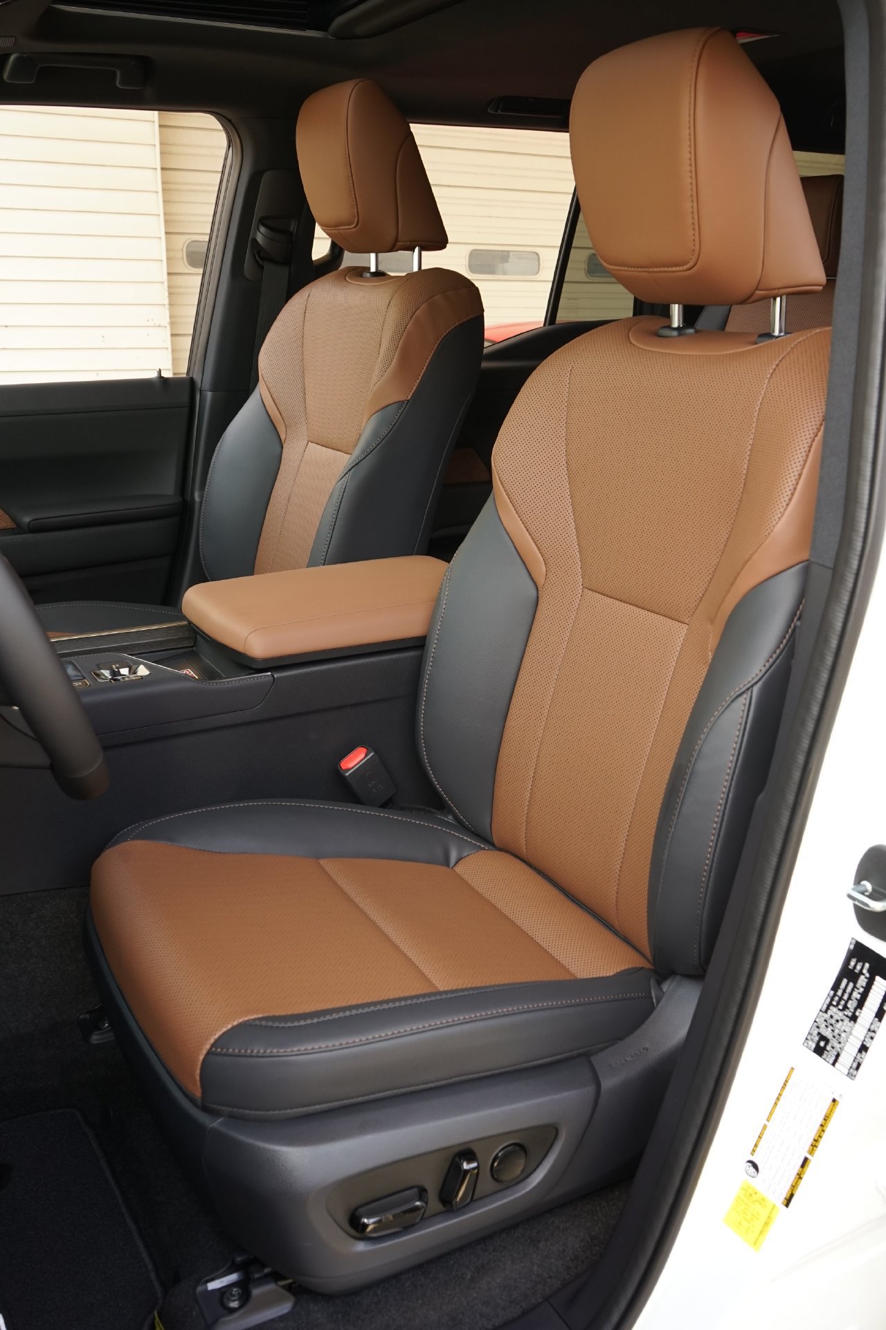 Used 2026 Lexus GX 550 AWD/4WD image 9