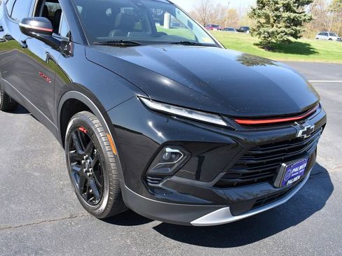 Used 2024 Chevrolet Blazer LT w/ Sound & Technology Package AWD/4WD image 2