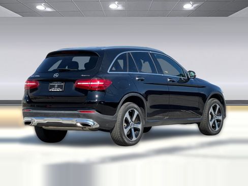 Used 2019 Mercedes-Benz GLC 350e 4MATIC image 9