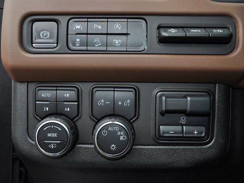 Used 2023 Chevrolet Tahoe High Country image 27