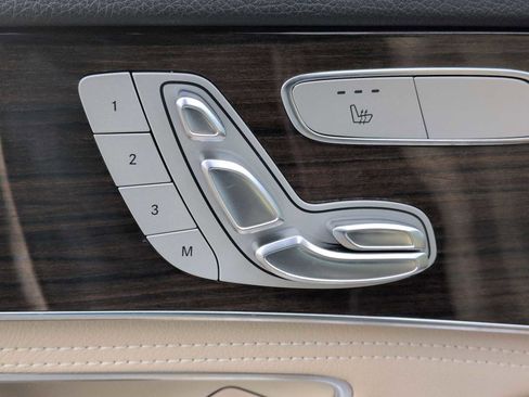 Used 2015 Mercedes-Benz C 300 4MATIC Sedan image 17