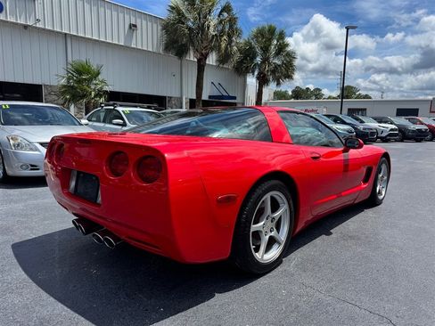 Used 2000 Chevrolet Corvette Coupe w/ Roof Pkg RWD image 8