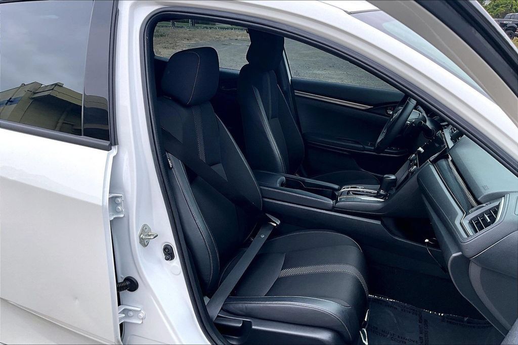 Used 2021 Honda Civic Sport image 10