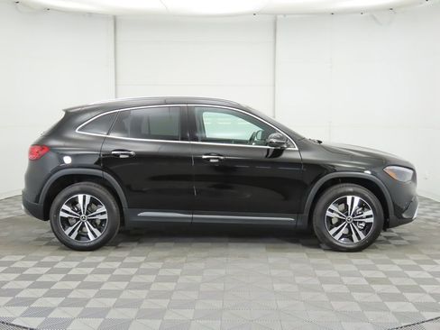 Certified 2025 Mercedes-Benz GLA 250 GLA 250 image 4