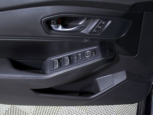 Used 2023 Honda Accord Sport image 17