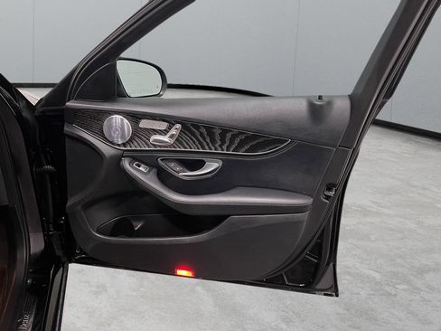 Used 2015 Mercedes-Benz C 300 4MATIC Sedan image 25