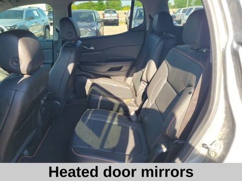 Used 2023 GMC Acadia AT4 w/ Technology Package AWD/4WD image 17