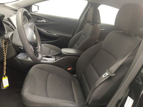 Used 2023 Chevrolet Malibu LS FWD image 17