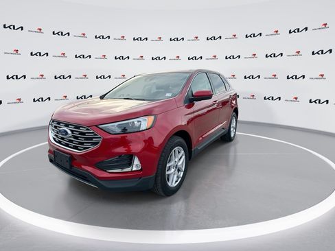 Used 2022 Ford Edge SEL w/ Convenience Package AWD/4WD image 4