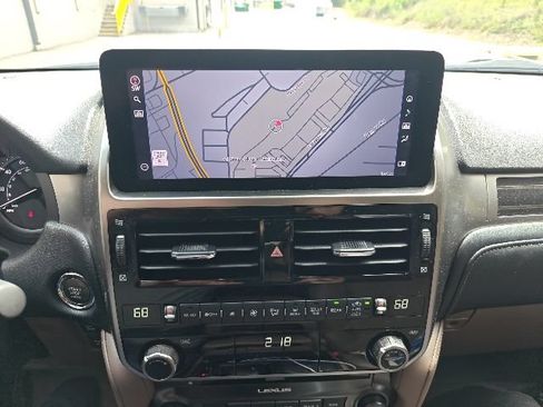 Used 2023 Lexus GX 460 Premium w/ Premium Package AWD/4WD image 12