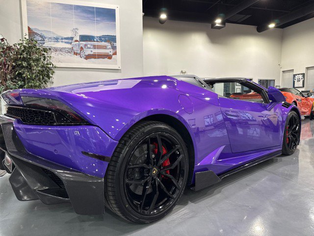 Used 2017 Lamborghini Huracan LP 610-4 AWD/4WD image 48