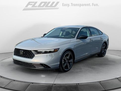 Used 2026 Honda Accord SE image 3