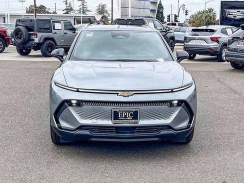 New 2026 Chevrolet Equinox EV LT image 6