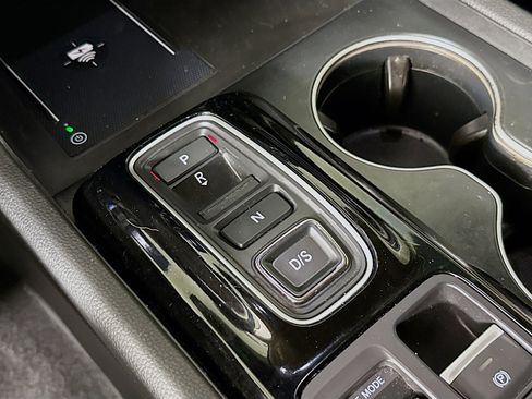 Certified 2023 Honda Pilot Touring image 20