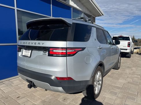 Used 2019 Land Rover Discovery HSE image 6