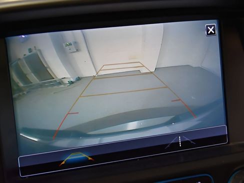 Used 2018 Chevrolet Colorado ZR2 image 21