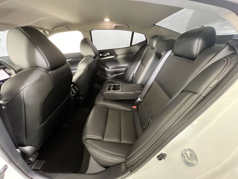 Used 2023 Nissan Maxima SV w/ Floor Mat Group image 24