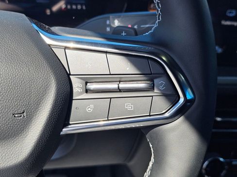 New 2026 Chevrolet Traverse LT image 25