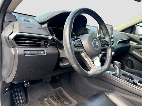 Used 2019 Nissan Altima 2.5 SR w/ SR Premium Package FWD image 10