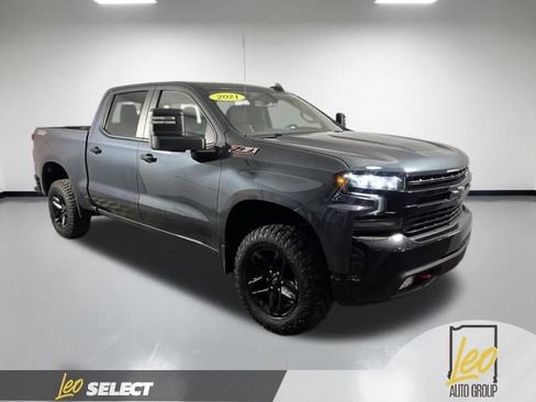 Used 2021 Chevrolet Silverado 1500 LT Trail Boss w/ Convenience Package II AWD/4WD image 7