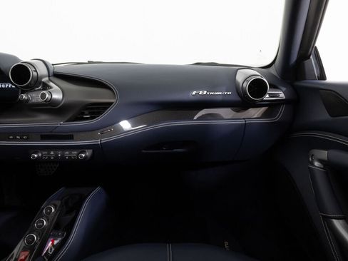 Used 2022 Ferrari F8 Tributo image 39