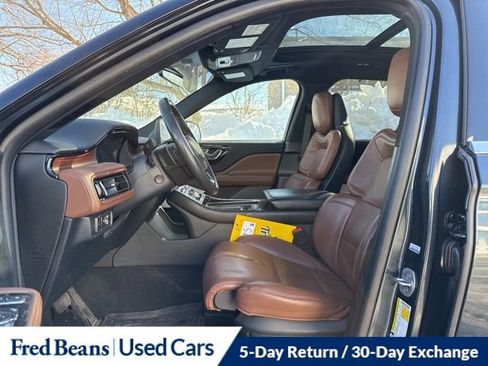 Used 2023 Lincoln Aviator Reserve w/ Equipment Group 201A image 11