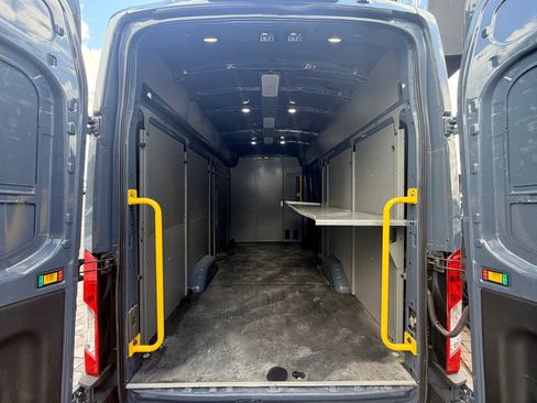 Used 2020 Ford Transit 250 148 High Roof Extended RWD image 21