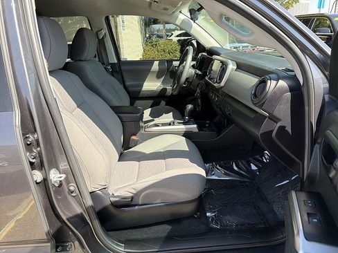 Used 2021 Toyota Tacoma SR5 RWD image 24