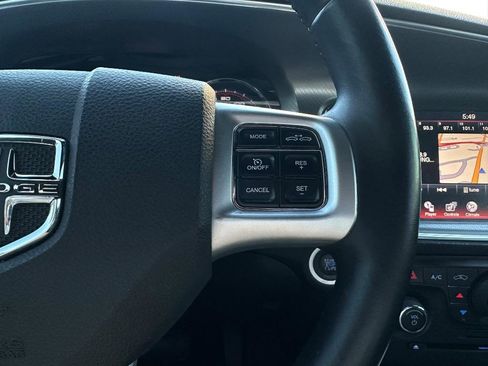 Used 2011 Dodge Charger R/T image 12