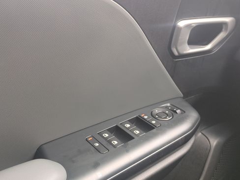New 2026 Kia K4 FWD image 19