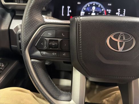 Used 2025 Toyota 4Runner SR5 image 26