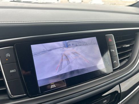 Used 2024 Buick Enclave Essence w/ Sport Touring Edition image 19