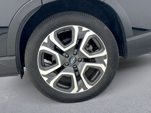 Used 2024 Subaru Ascent Touring AWD/4WD image 12