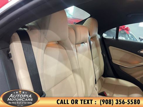 Used 2014 Mercedes-Benz CLA 250 4MATIC image 14